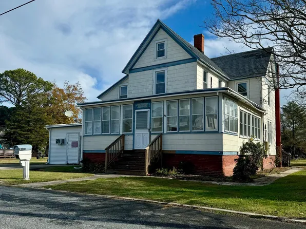 206 Laird Ave, Crisfield, MD 21817