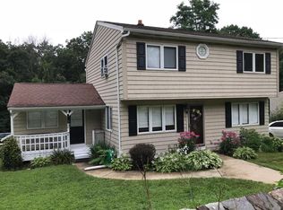 35 Fox Hill Rd, Billerica, MA 01821