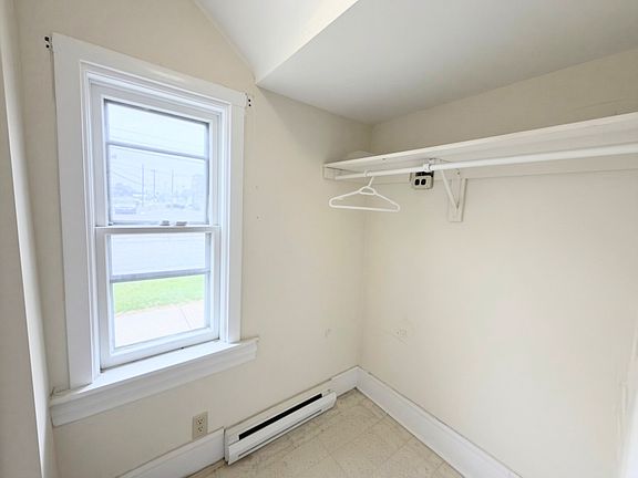 4th image of 539 Union St #1