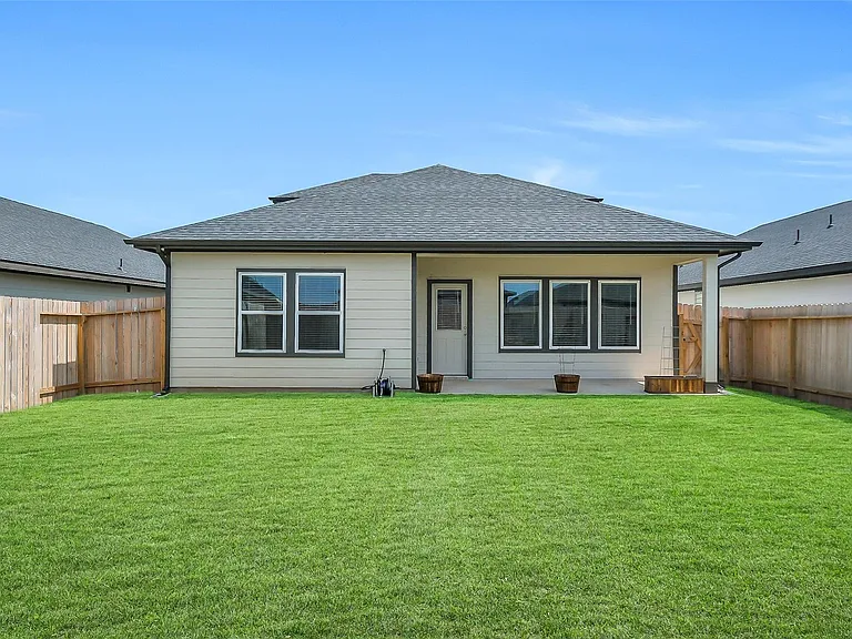 4210 Bromham Farms Dr — Photo 29