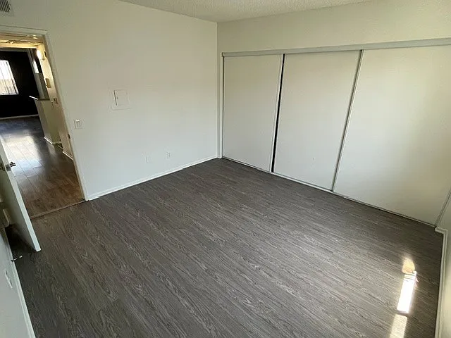 BAIRD APARTMENTS — Photo 18