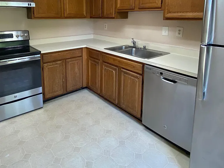 12339 Sandy Point Ct — Photo 4