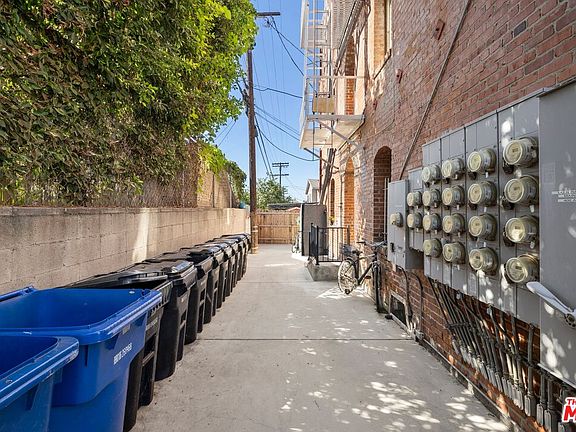5th image of 142 N Rampart Blvd