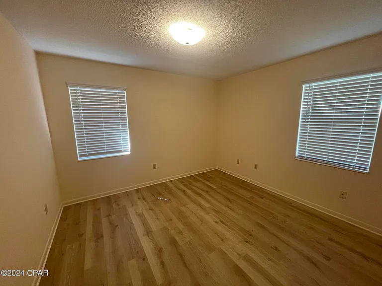 5605 Hilltop Ave #B — Photo 5