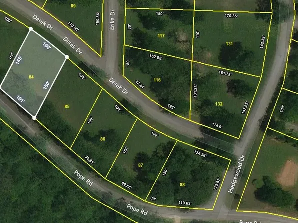 84 Derek Dr, Lexington, TN 38351