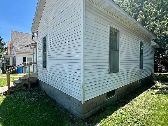 5th image of 610 E Gandy St
