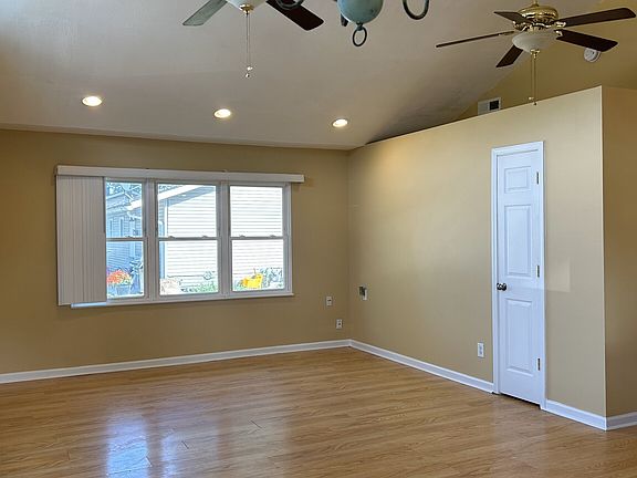 4th image of 4343 Patricia St