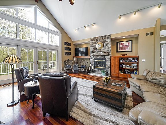 5th image of 2150 Kirtland Ct