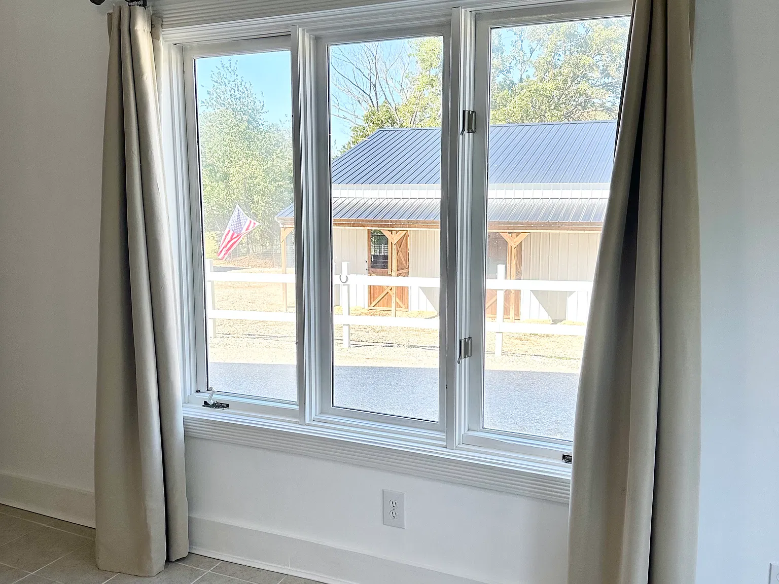 1 bed, 700 sqft, $1,200 — Photo 3