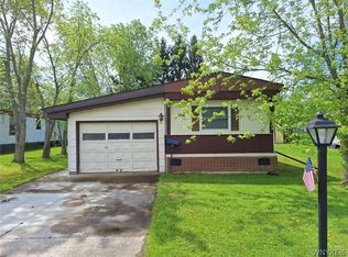 108 Bush Gdns, Alden, NY 14004