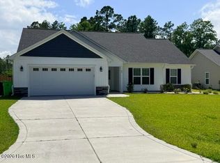 93 Robertson Ln, New Bern, NC 28562