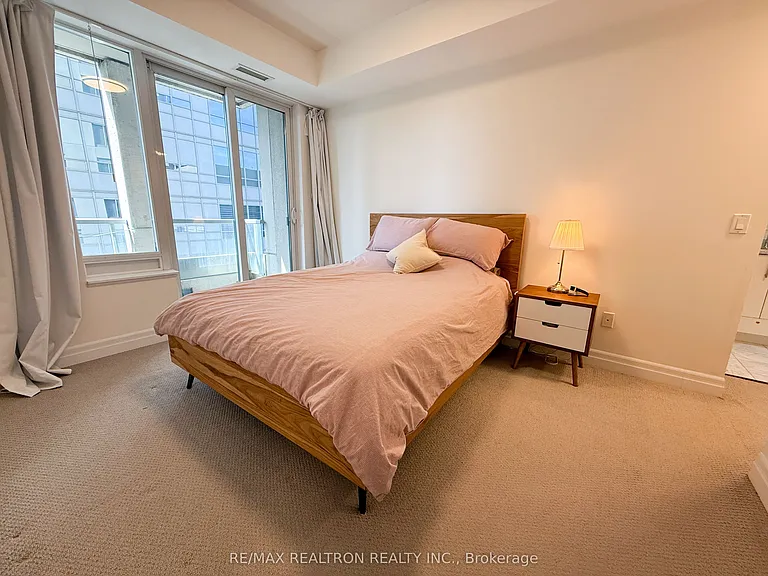 35 Balmuto St #2208 — Photo 7