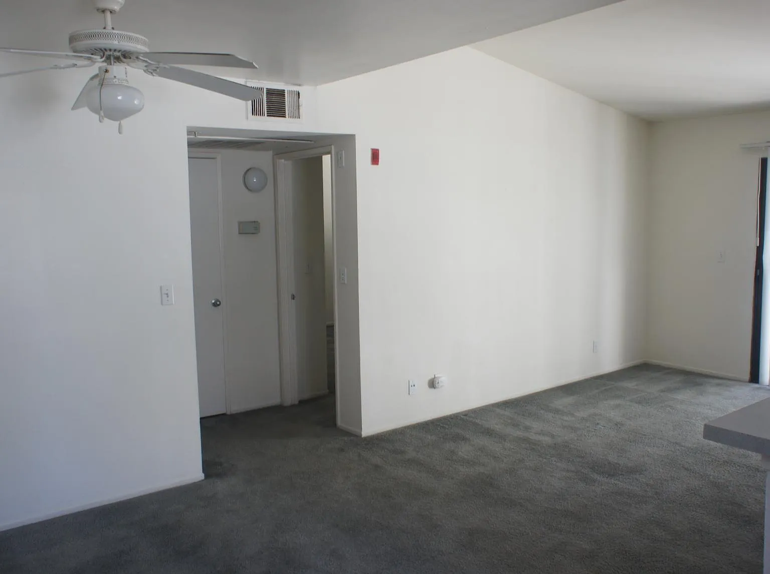 410 S Clementine St — Photo 1