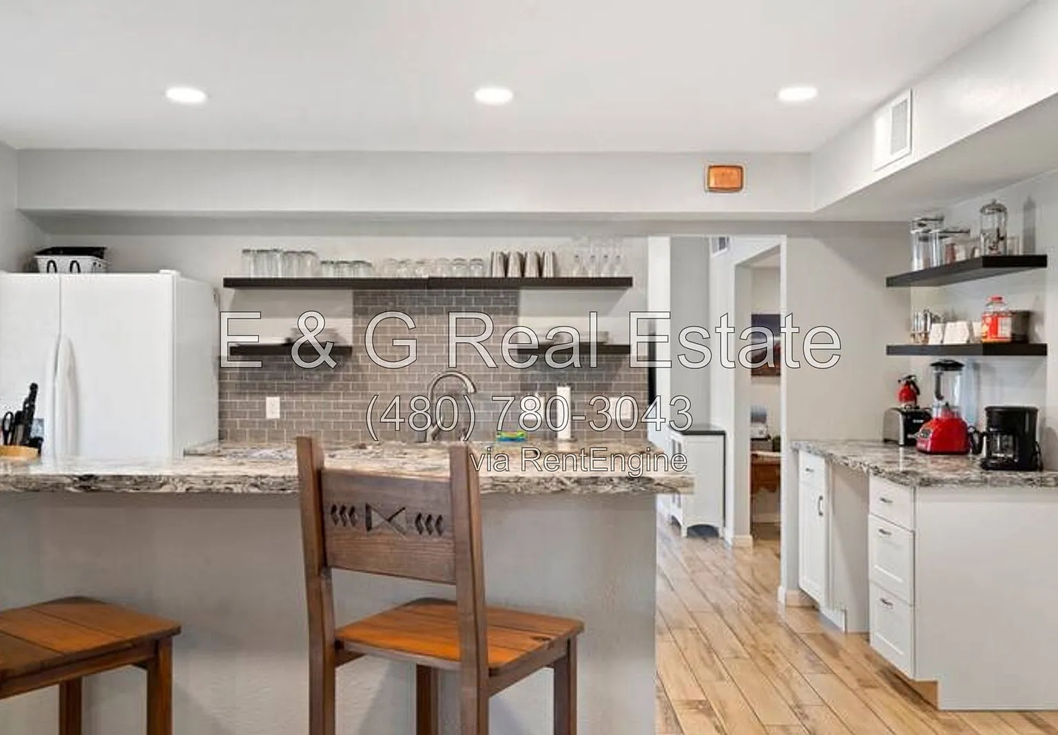 4 bed, 2.0 bath, 1787 sqft, $3,495 — Photo 2