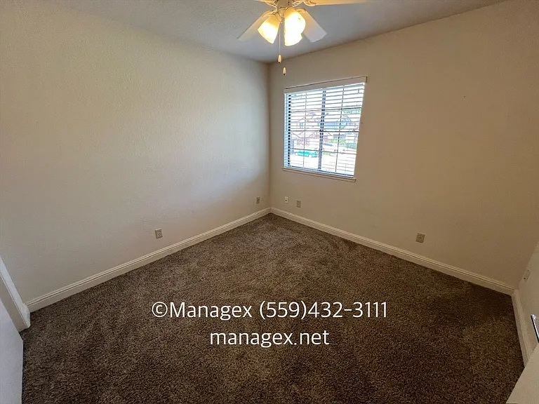 473 E Alluvial Ave — Photo 10