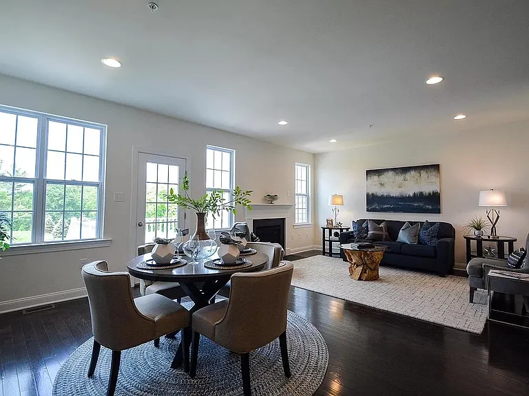 133 Woodwinds Dr — Photo 12