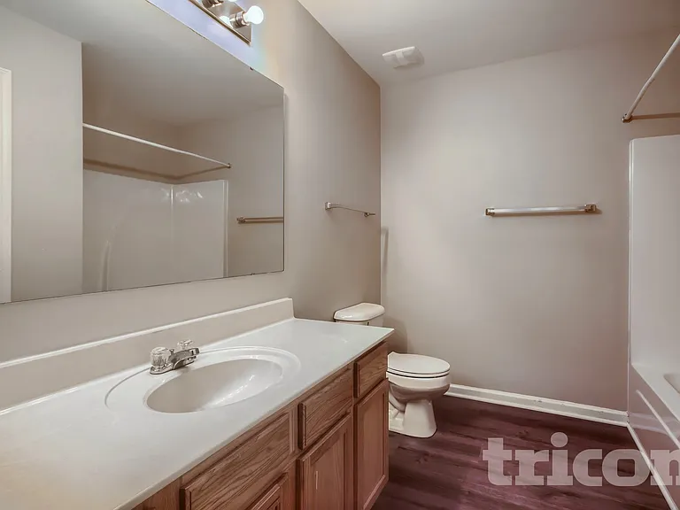 5606 Fenway Dr — Photo 6