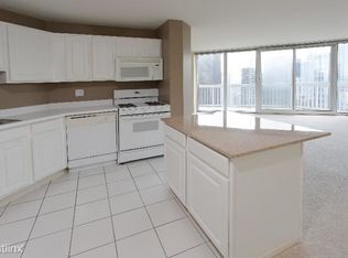 535 N State St #2162, Chicago, IL 60654