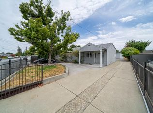 1082 Shamrock Dr, Campbell, CA