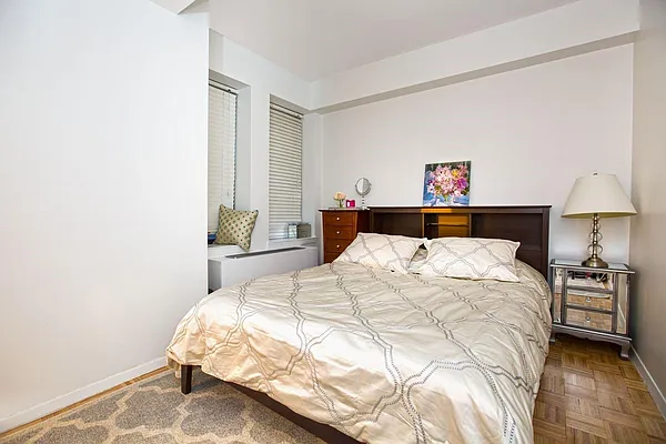 Rented by Manhattan Management Group | media 26