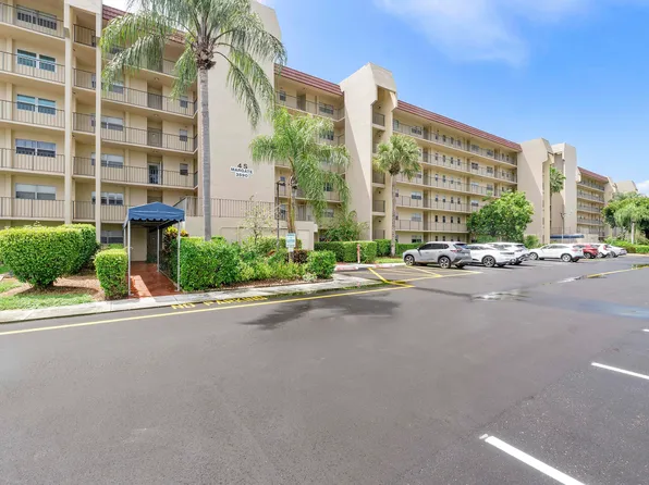 3590 Via Poinciana #107, Lake Worth, FL 33467