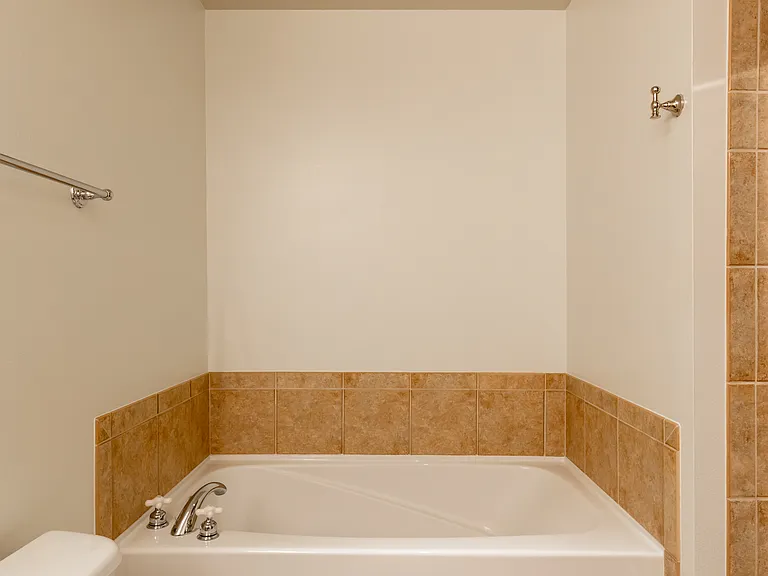 25 N Downing St #2402 — Photo 30