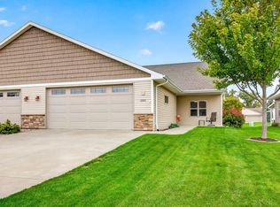 1581 Redwing Dr, Neenah, WI 54956