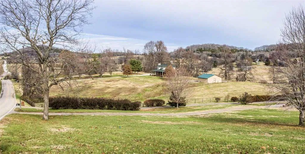 4424 Pratt Ln — Photo 4