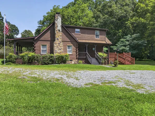 901 Bear Creek Rd, Atkins, VA 24311