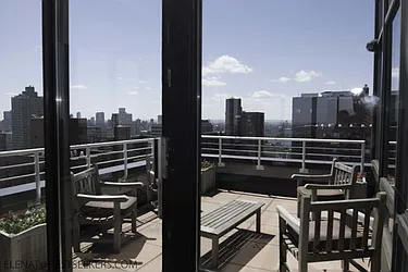 Rented by Nest Seekers International