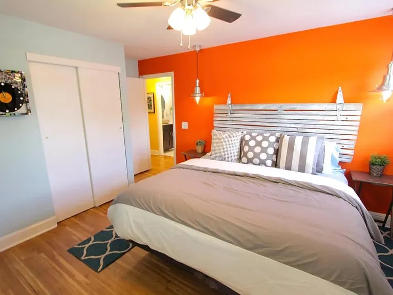 565 Whispering Hills Dr — Photo 12