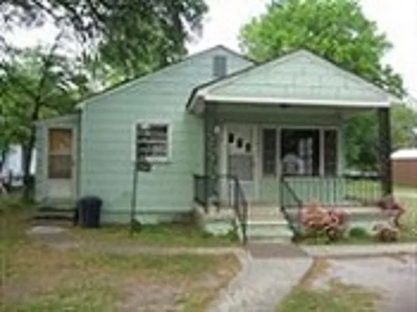 1338 Sunset Dr, Laurinburg, NC 28352