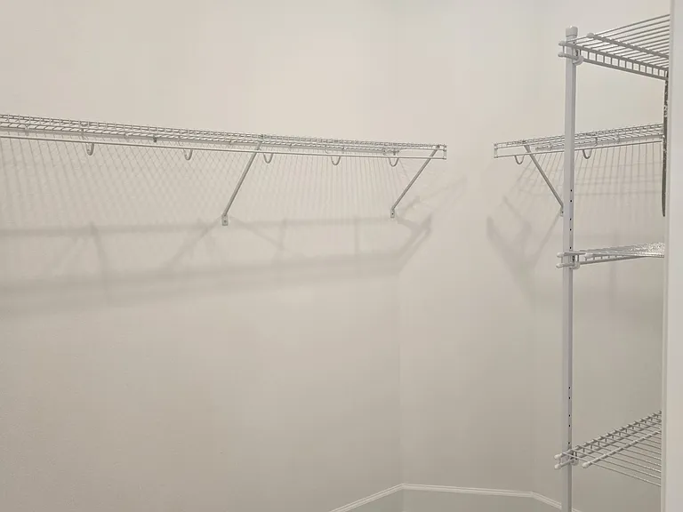 MB walk-in closet