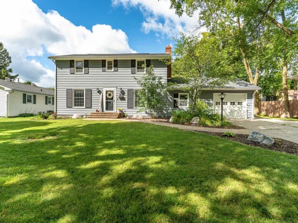 925 N 1st Ave, Fergus Falls, MN 56537