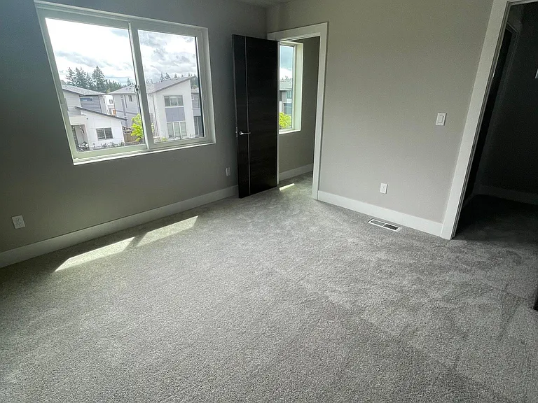 16555 SE Pleasant Valley Pkwy — Photo 19