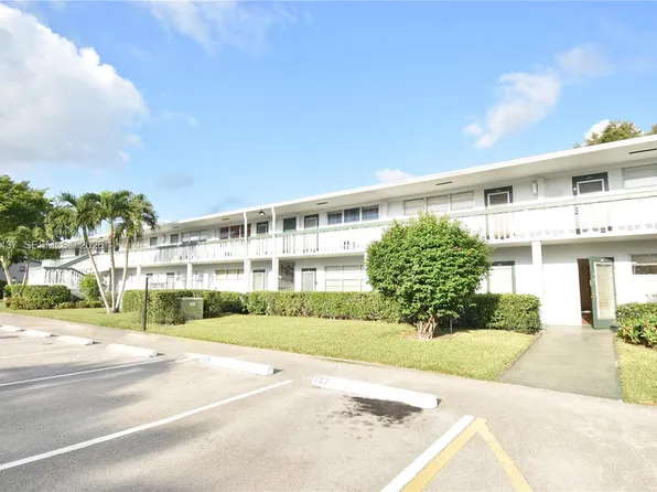 167 Oakridge Ct #167-L, Deerfield Beach, FL 33442