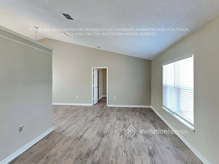 1351 Azora Dr — Photo 4
