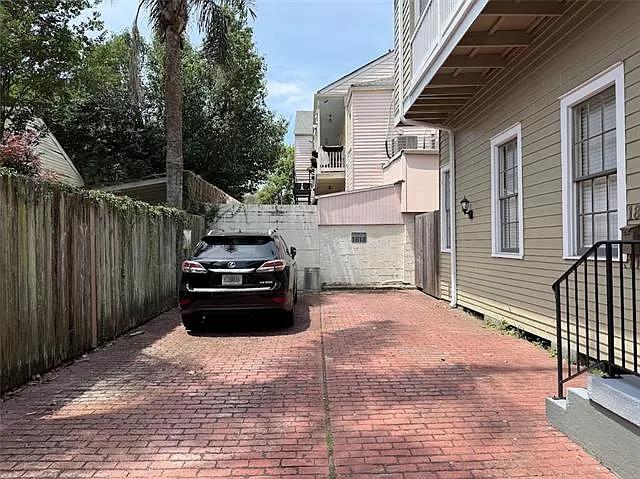 1618 Philip St — Photo 4