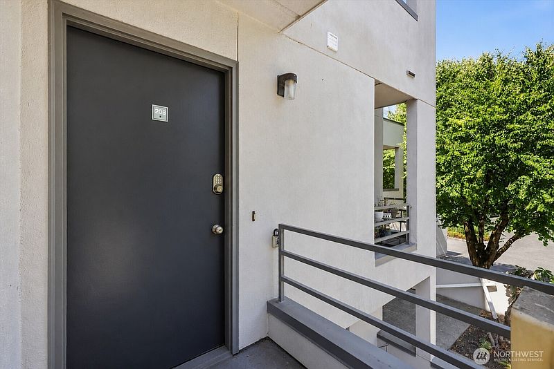 3rd image of 17001 Inglewood Road NE #N208