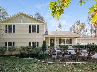 2850 Crystal Brooke Ln, Snellville, GA 30078