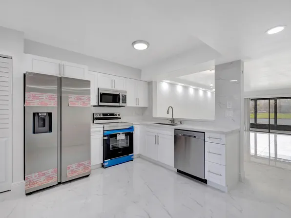 7320 Amberly Lane #105, Delray Beach, FL 33446