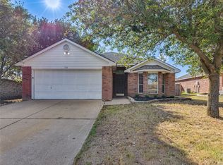 112 Kensington Ct, Rhome, TX 76078