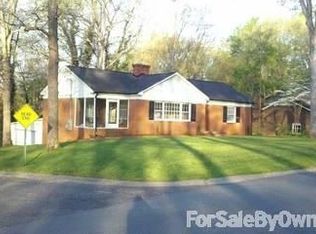 910 Meadowbrook Ln, Shelby, NC 28150