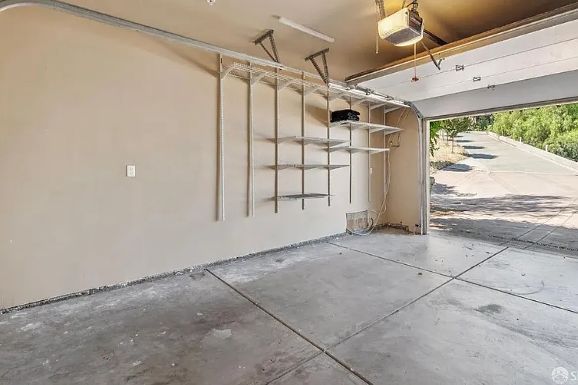 1 bed, 861 sqft, $4,250 — Photo 1