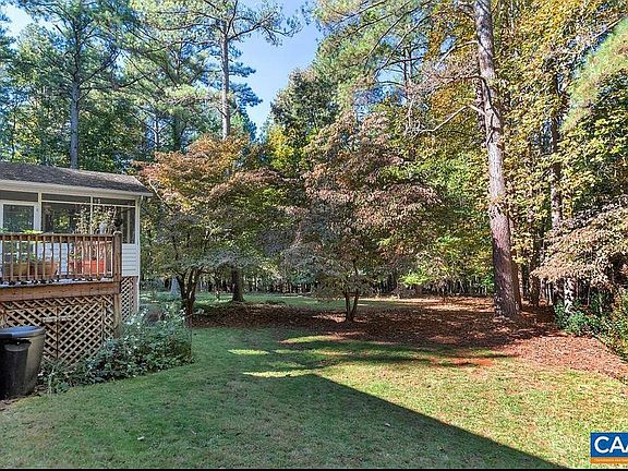 4th image of 630 Plantation Ct