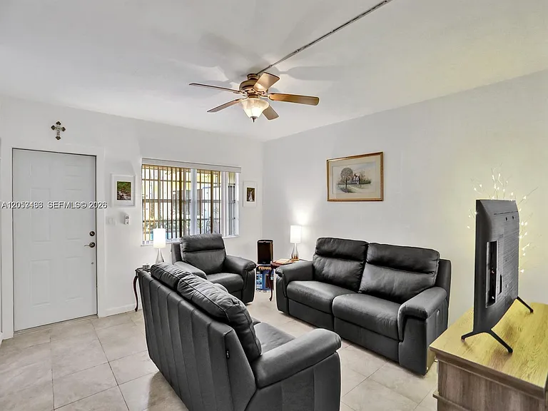 2040 NW 81st Ave #117 — Photo 5