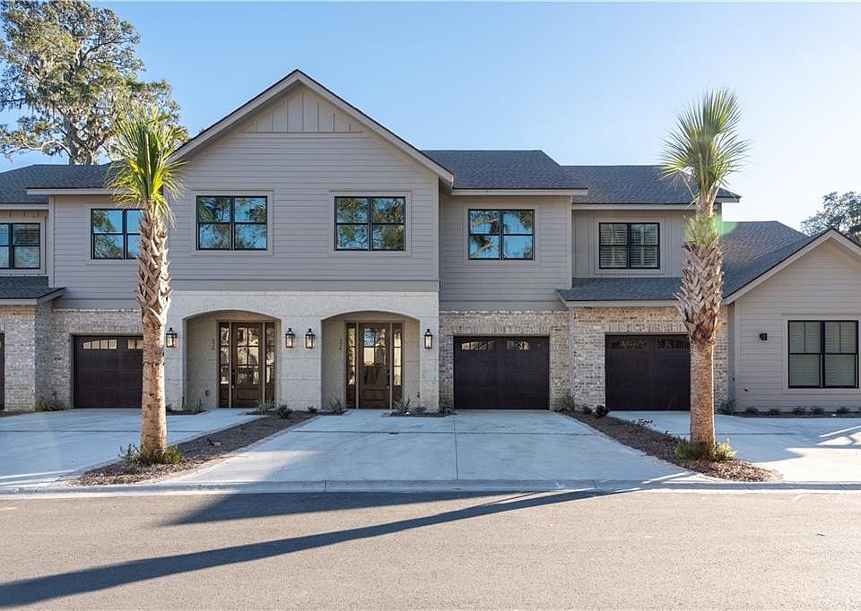 1st image of 176 Fifty Oaks Ln