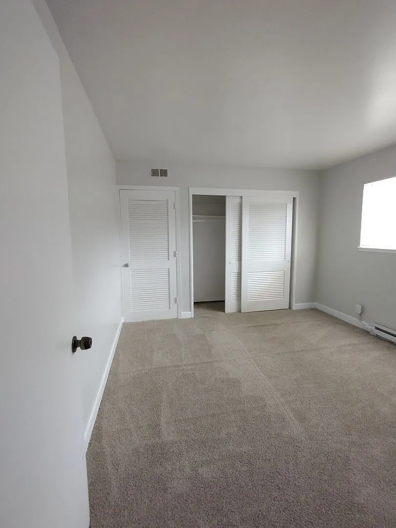 Arcadia Apartments — Photo 2