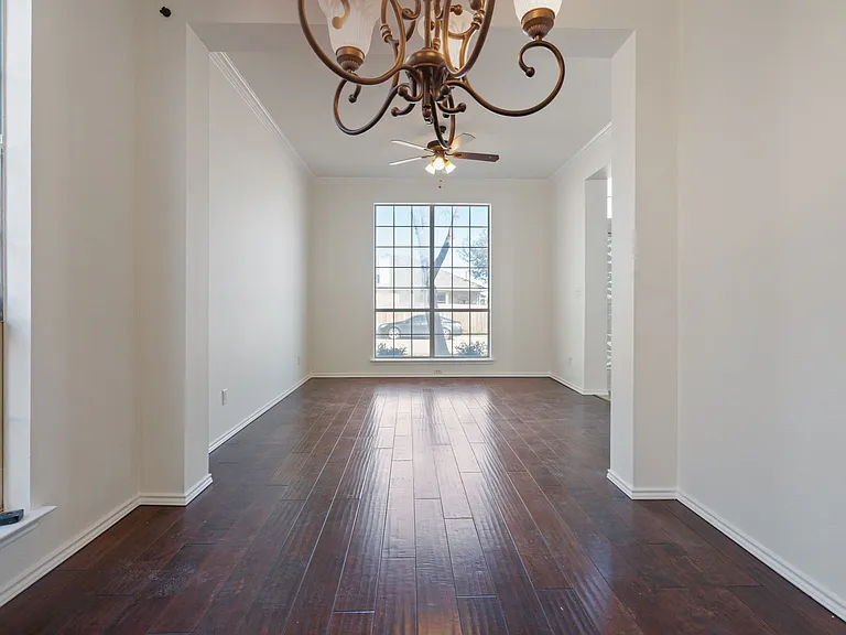 8513 Stetson Dr — Photo 10