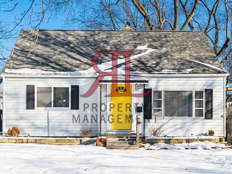 3400 Eisenhower Rd — Photo 1
